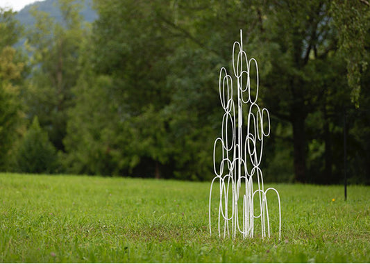 Eva Petrič & Viktoria Morgenstern at the Parallel Sculpture Park in Gmunden